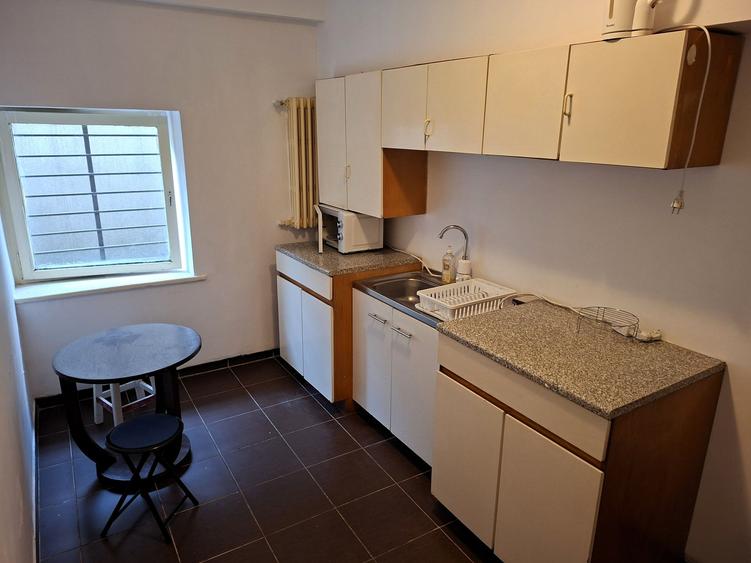Apartament cu 2 camere decomandat în Cotroceni