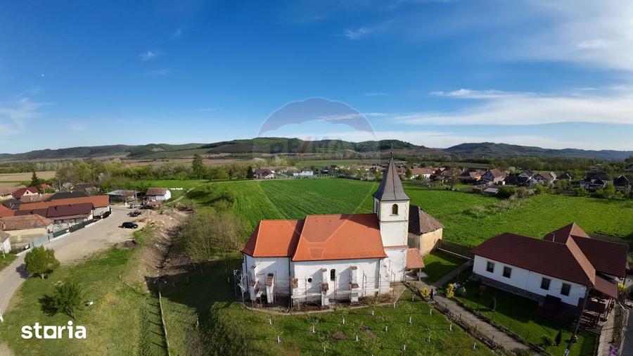 Teren de 7342 mp, în Alma