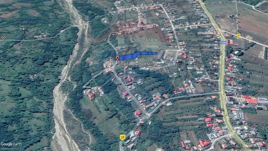 Teren de 4733 mp, în Drajna
