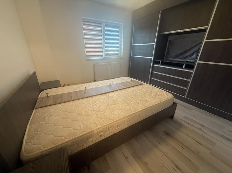 Apartament cu 3 camere decomandat, mobilat în Central