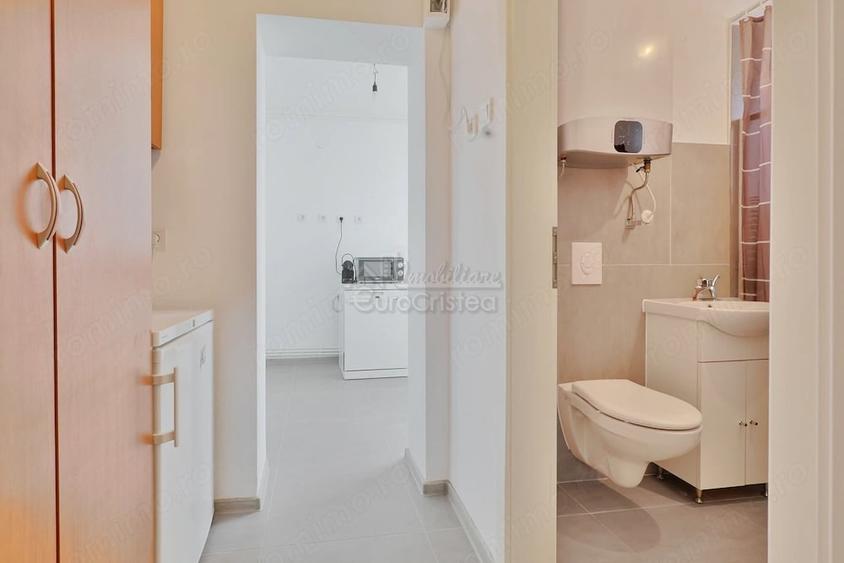 Apartament cu 2 camere semidecomandat în Ultracentral