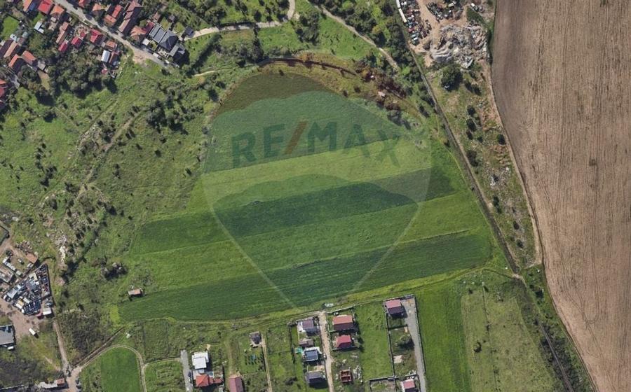 Teren Construcții intravilan de 416 mp, în Bujac