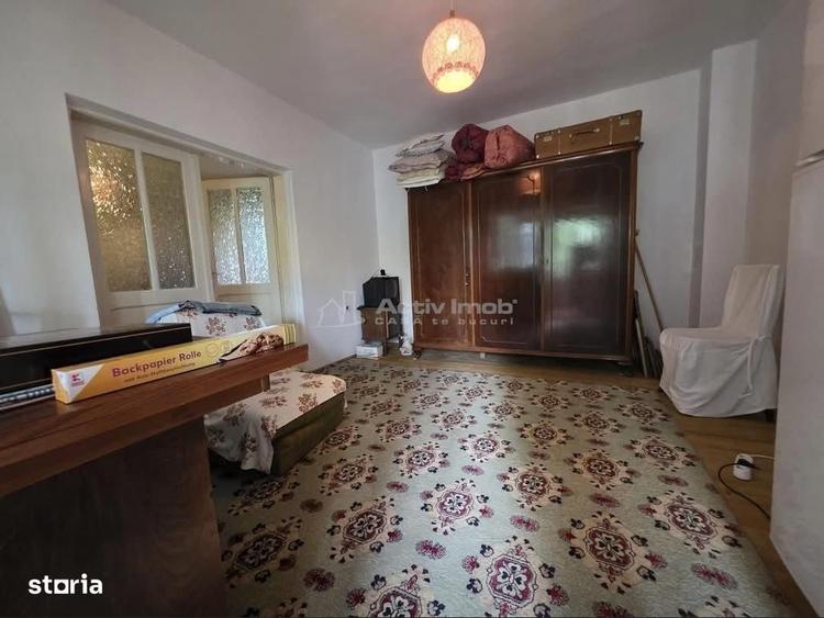 Casă cu 4 camere în Central