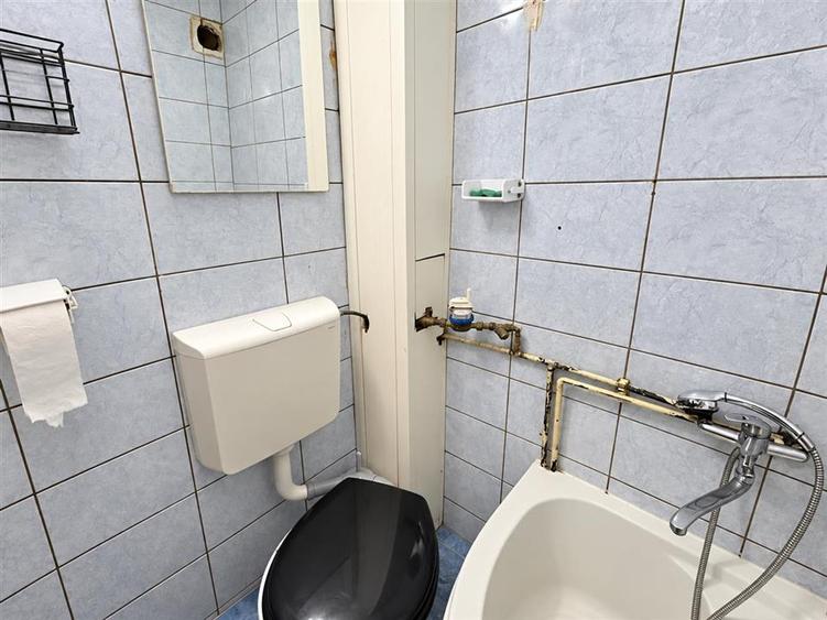 Garsonieră decomandată, mobilată în Vasile Aaron