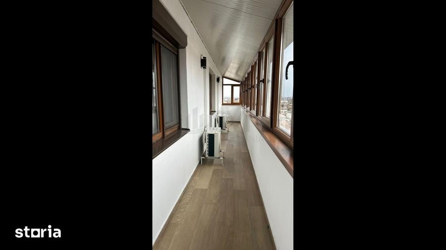 Apartament cu 4 camere decomandat în Chitila
