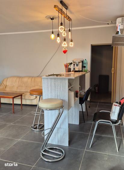 Casă cu 4 camere cu Teren 561 Mp în Central