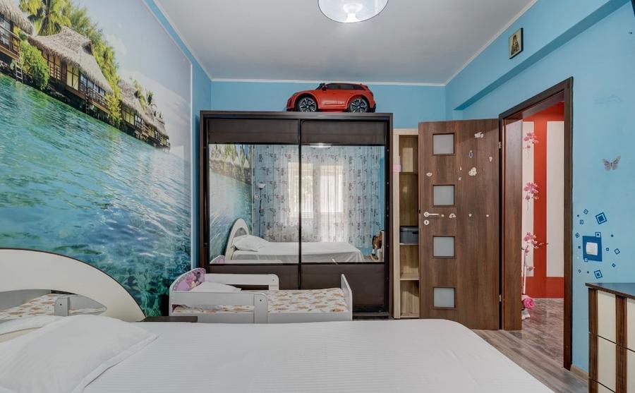 Apartament cu 2 camere semidecomandat, mobilat în Rahova