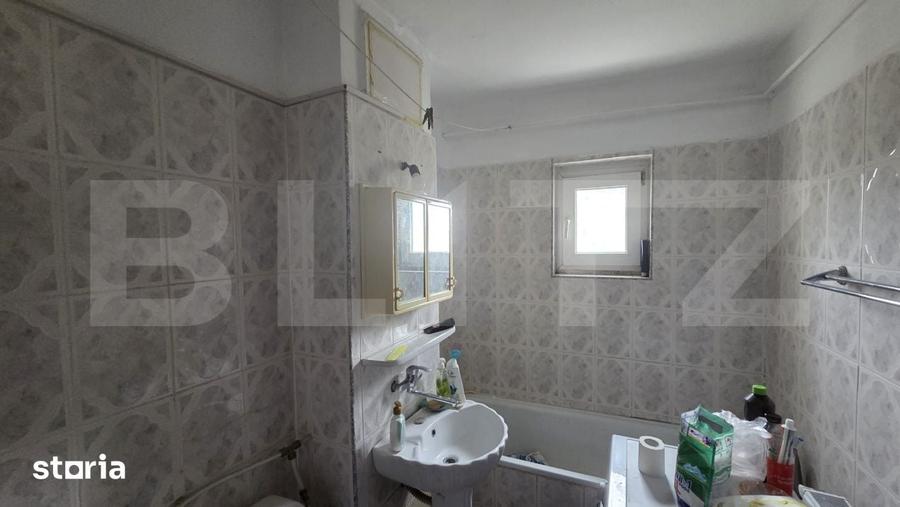 Apartament cu 3 camere decomandat în Lăpuș Argeș