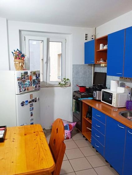 Apartament cu 2 camere, mobilat în Bucur Obor