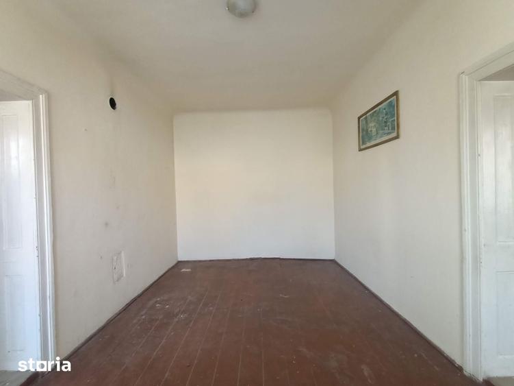 Casă cu 3 camere cu Teren 1548 Mp în Aradul Nou