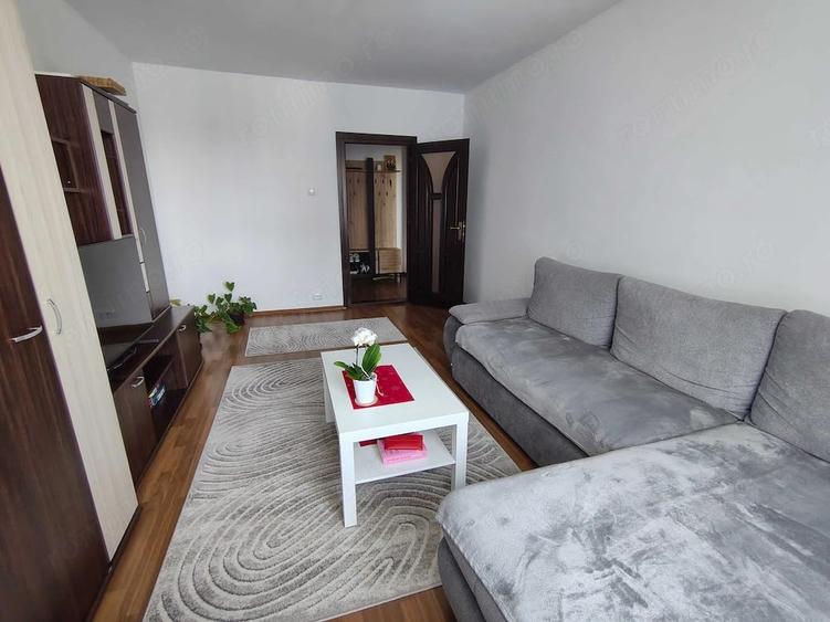 Apartament cu 2 camere decomandat în Mureșeni