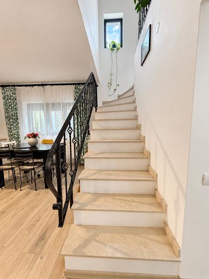 Casă individuală cu 4 camere cu Teren 321 Mp în Berceni