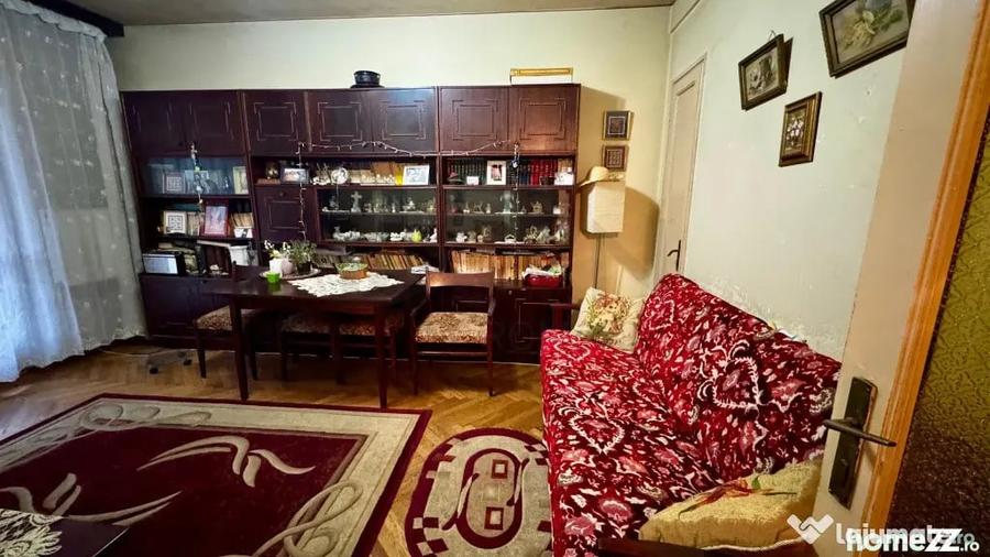 Apartament cu 2 camere decomandat în Ferentari
