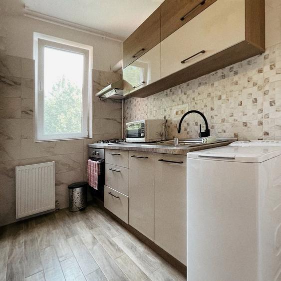 Apartament cu 2 camere decomandat în City Park Mall