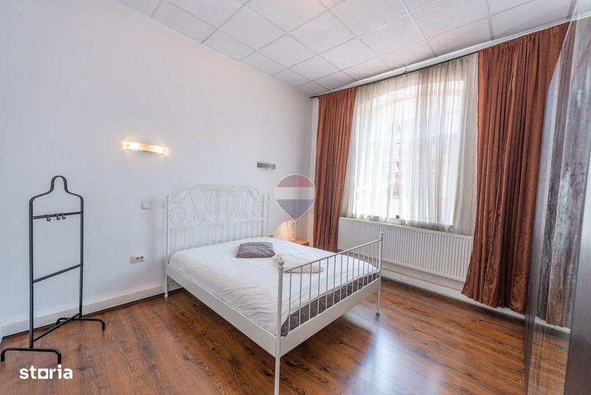Apartament cu 3 camere semidecomandat în Parcul Carol