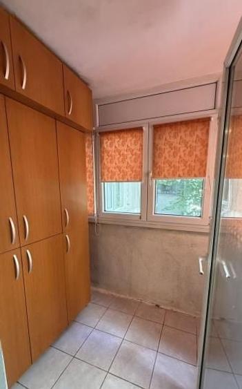 Apartament cu 4 camere semidecomandat, mobilat în Drumul Taberei