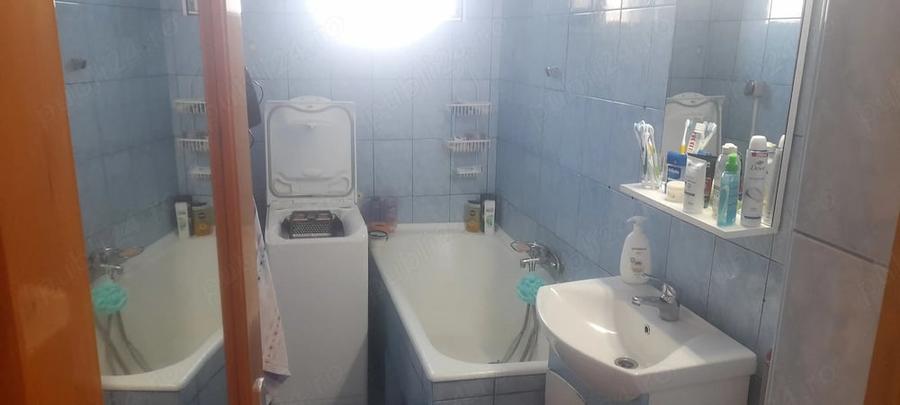 Apartament cu 2 camere nedecomandat în Central