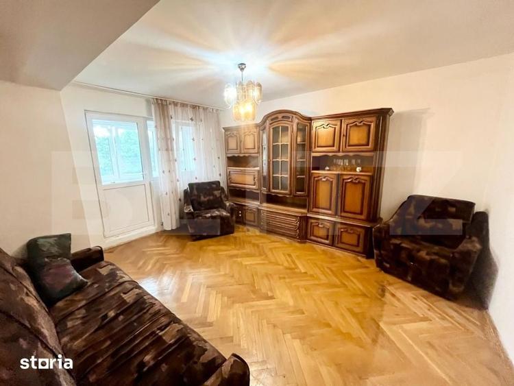 Apartament cu 3 camere decomandat în Dacia