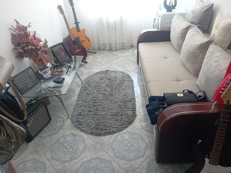 Apartament cu 4 camere decomandat în Calea Romanului