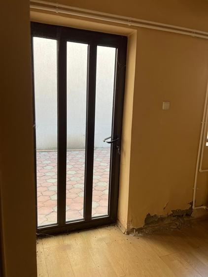 Casă individuală cu 3 camere cu Teren 135 Mp în Central