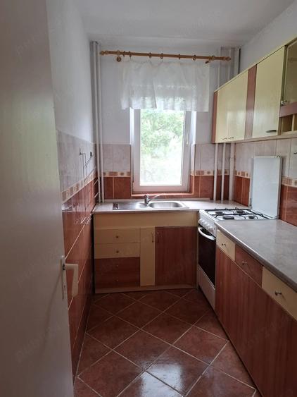 Apartament cu 2 camere semidecomandat în Rogerius