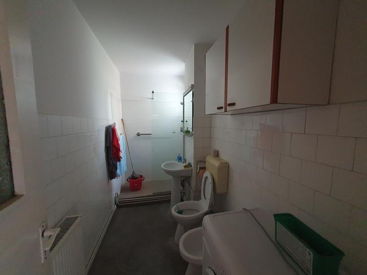 Apartament cu 3 camere în Griviței