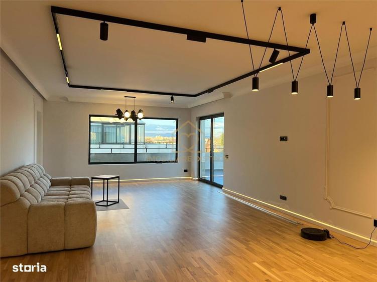 Apartament cu 4 camere în Central