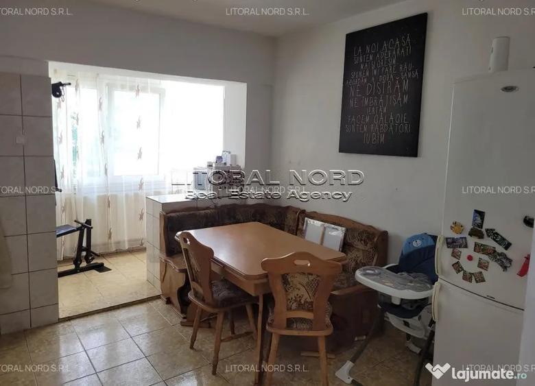 Apartament cu 2 camere decomandat în Poarta 6