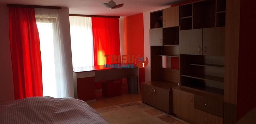 Casă individuală cu 4 camere cu Canalizare în Micești