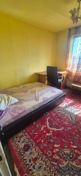 Apartament cu 2 camere semidecomandat în Kiseleff