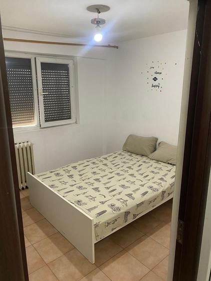 Apartament cu 2 camere decomandat în Lacul Tei