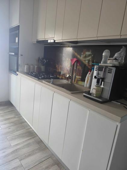 Apartament cu 2 camere decomandat în Sărari
