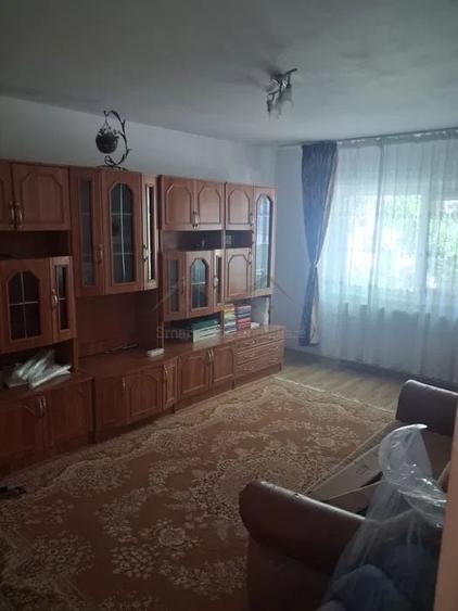 Apartament cu 2 camere în Tomești