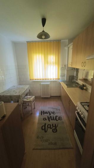 Apartament cu 3 camere decomandat în Grigorescu