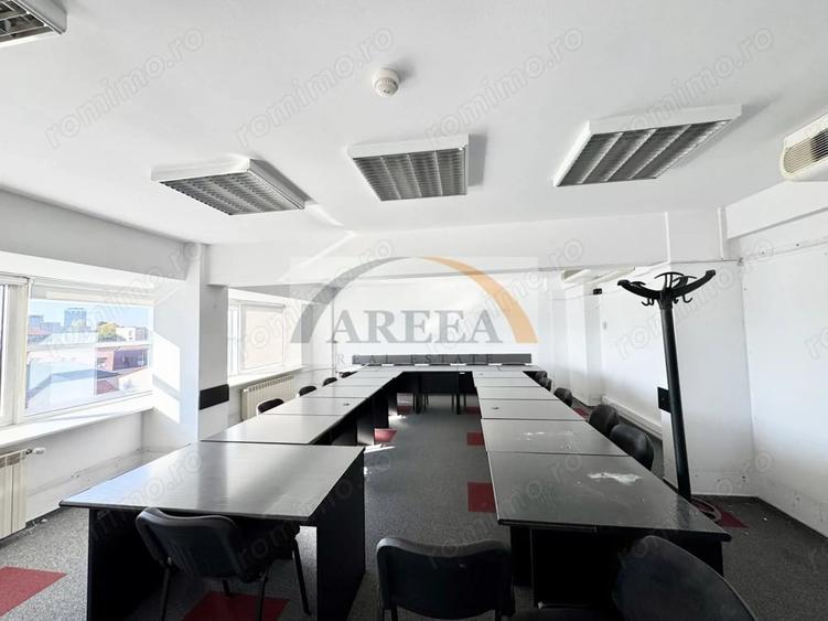 Casă cu 6 camere cu Teren 971 Mp în Floreasca