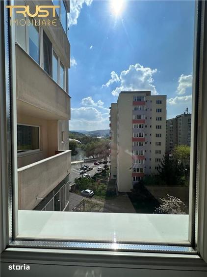 Apartament cu 2 camere decomandat în Grigorescu