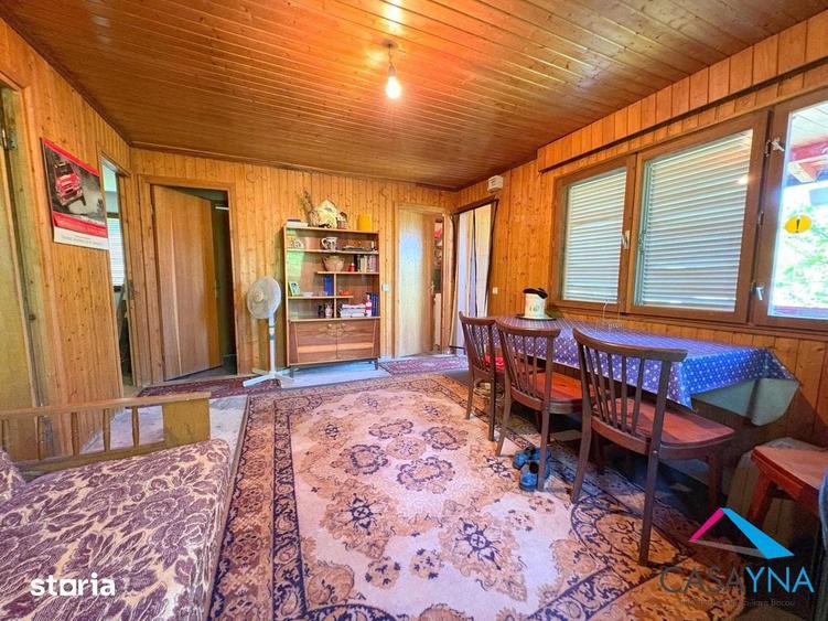 Casă cu 3 camere cu Teren 1274 Mp în Buhoci
