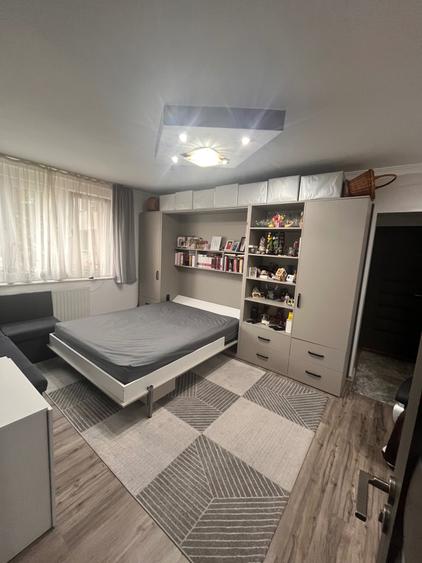 Apartament cu 2 camere decomandat, mobilat în Central