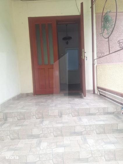 Casă cu 4 camere cu Teren 3745 Mp în Nădrag