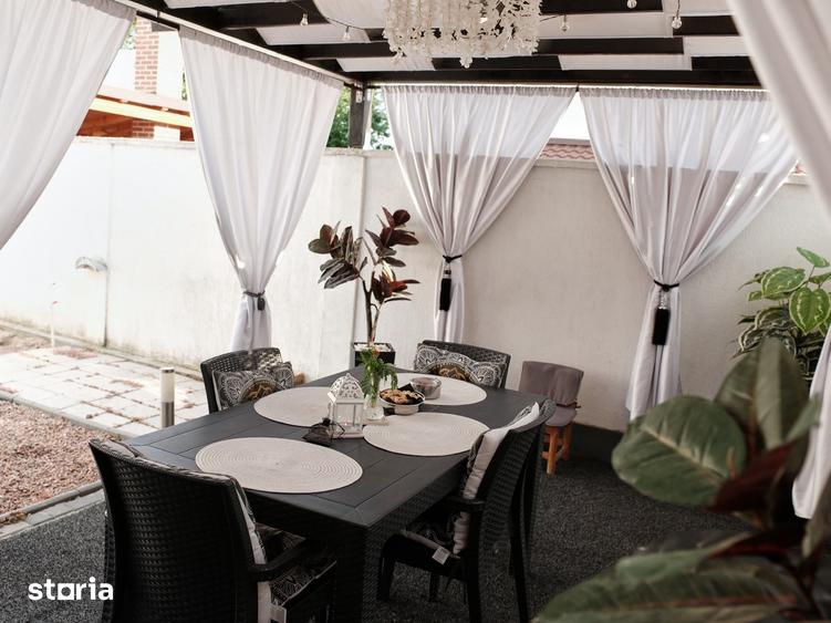 Casă cu 4 camere cu Teren 250 Mp în Central