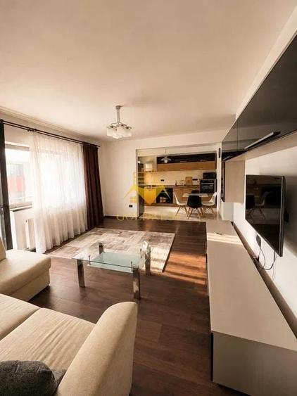 Apartament cu 3 camere semidecomandat, mobilat în Florești
