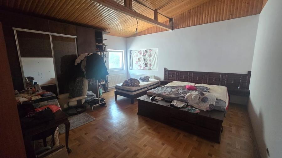 Casă cu 3 camere cu Teren 400 Mp în 1 Mai