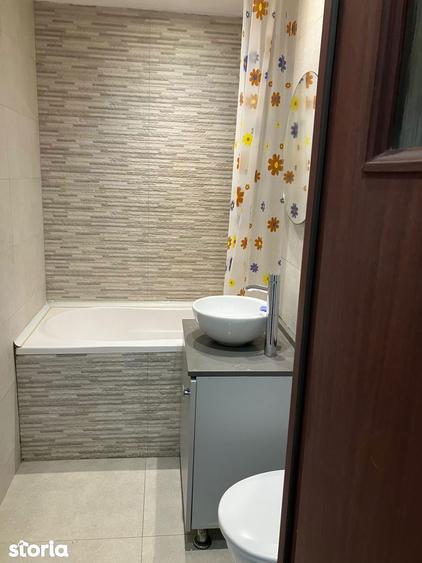 Apartament cu 2 camere decomandat, mobilat în Tei