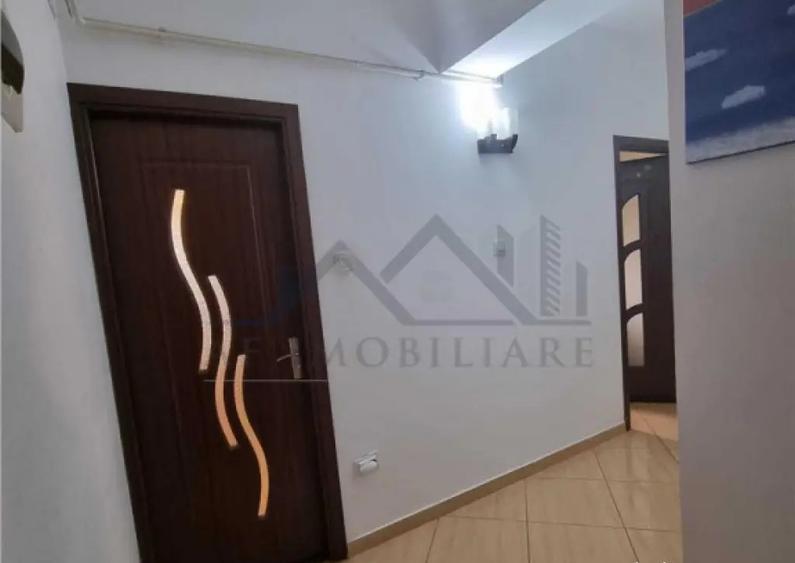 Apartament cu 2 camere decomandat, mobilat în Cug
