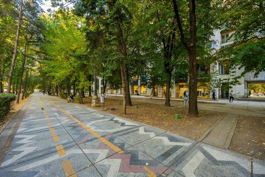 Apartament cu 4 camere decomandat în Unirii