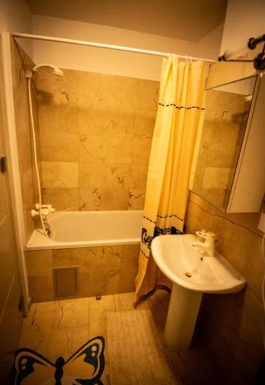 Apartament cu 2 camere semidecomandat în Tătărași