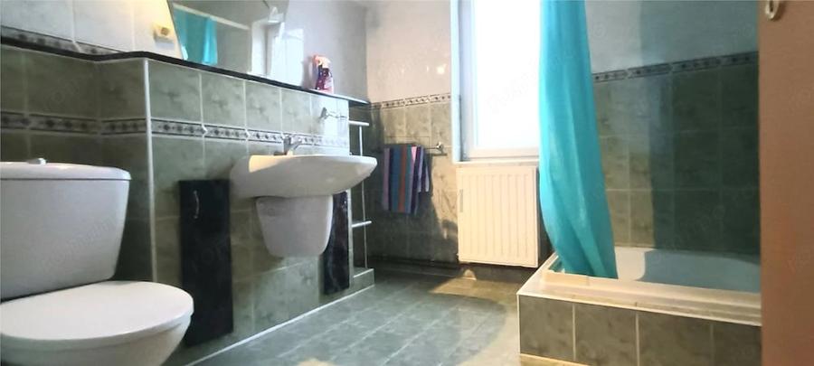 Casă cu Teren 600 Mp în Lipovei