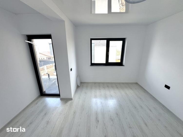 Casă cu 4 camere cu Teren 270 Mp în Rediu