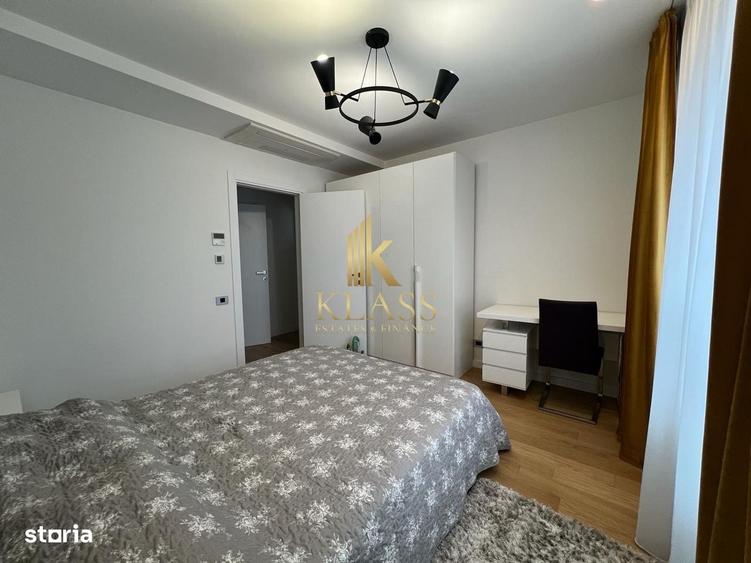 Apartament cu 3 camere semidecomandat în Central