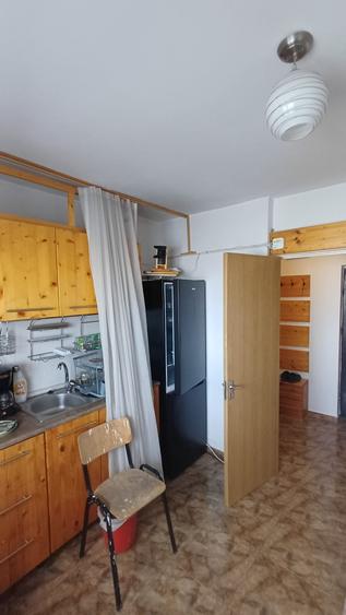 Apartament cu 2 camere decomandat în Balta Albă